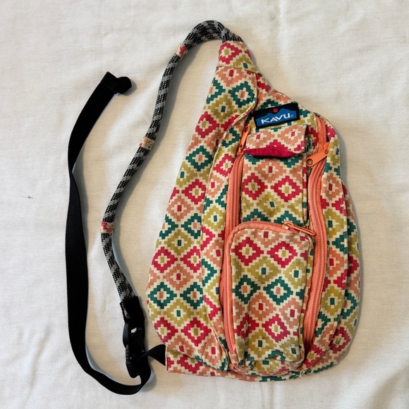 Kavu Mini Rope Sling Bag ~ Backpack Crossbody Aztec Geometric Travel Everyday - Picture 2 of 10